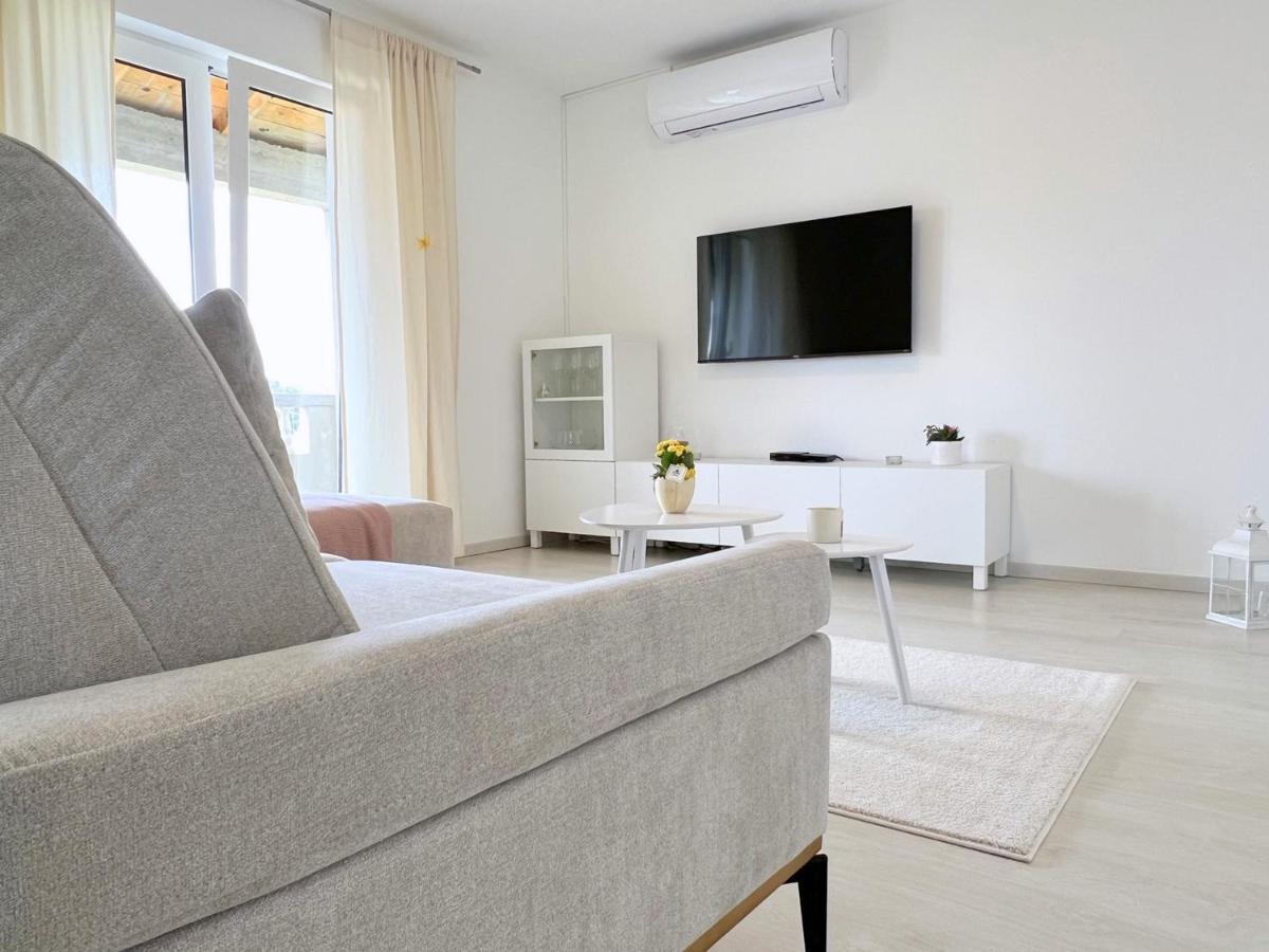 Stel Mar Apartament *